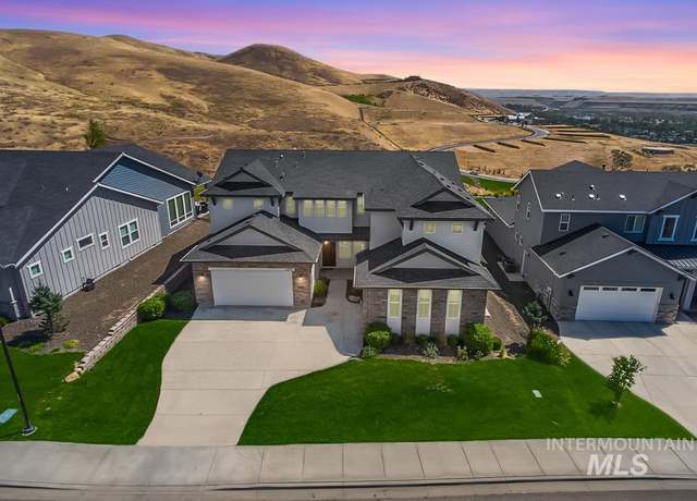 Property at 6071 E Hootowl Dr, Boise, ID 83716, 4 beds, 3 baths