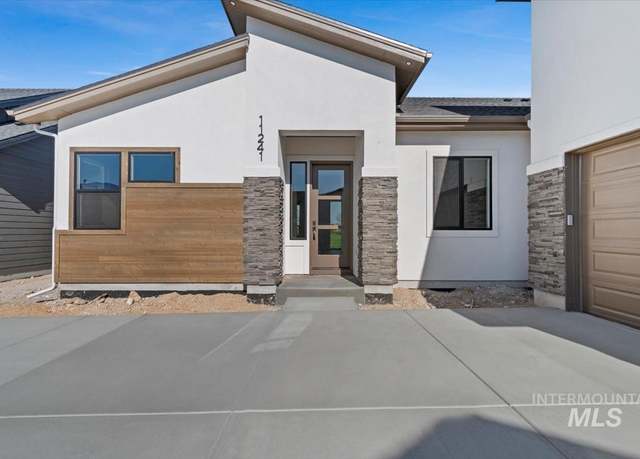 Property at 11241 S Corballis Ln, Kuna, ID 83634, 3 beds, 2 baths