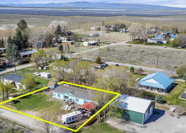 Property at 1516 N 2290 E, Rogerson, ID 83302, 4 beds, 2 baths