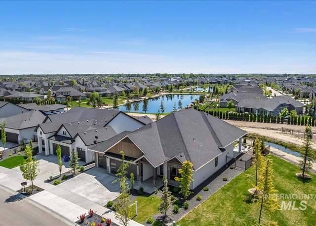 Property at 6875 W Piaffe St, Eagle, ID 83616, 3 beds, 2.5 baths