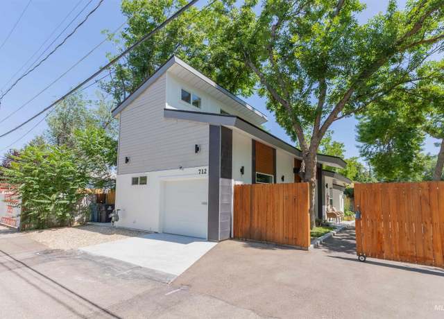 Property at 712 E Sherman, Nampa, ID 83686, 2 beds, 2 baths