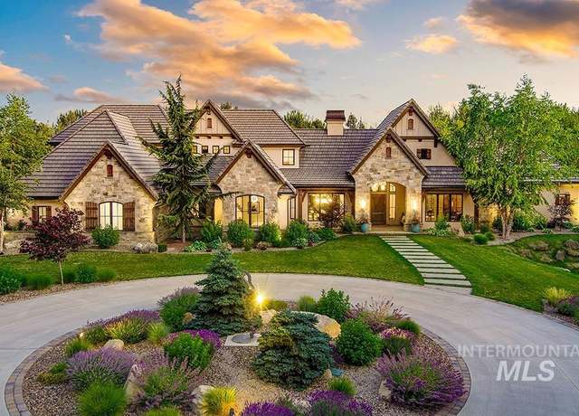 Property at 1582 E Rivers End Ct, Eagle, ID 83616, 5 beds, 5 baths