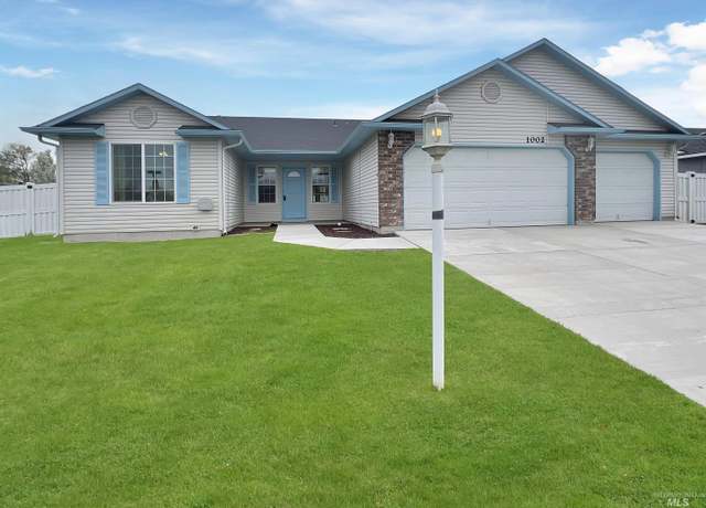 Property at 1002 Pintail, Fruitland, ID 83619, 3 beds, 2 baths