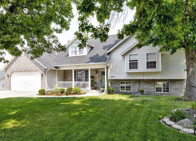 Property at 2434 Sundown St, Emmett, ID 83617, 5 beds, 3.5 baths