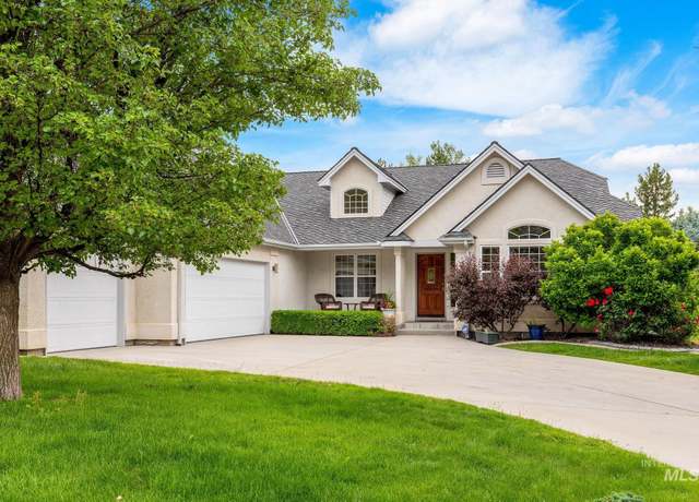 Property at 4335 W Quail Ridge Dr, Boise, ID 83703, 3 beds, 2 baths
