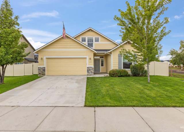 Property at 953 N Center Way, Star, ID 83669, 3 beds, 2 baths