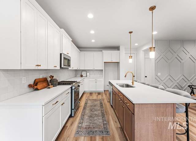 Property at 450 E Presidio Ln Unit The Destin, Eagle, ID 83616, 3 beds, 2.5 baths
