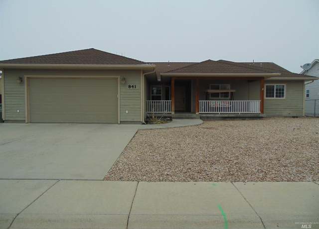 Property at 841 Campbell St, Vale, OR 97918, 4 beds, 3 baths