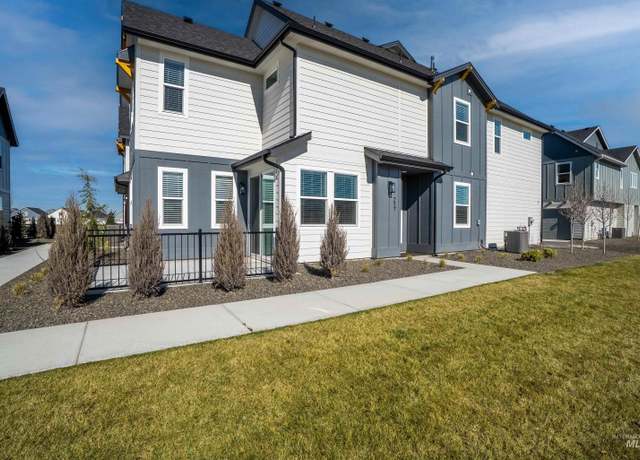 Property at 217 S Ripplerock Ln, Star, ID 83669-1085, 4 beds, 3 baths