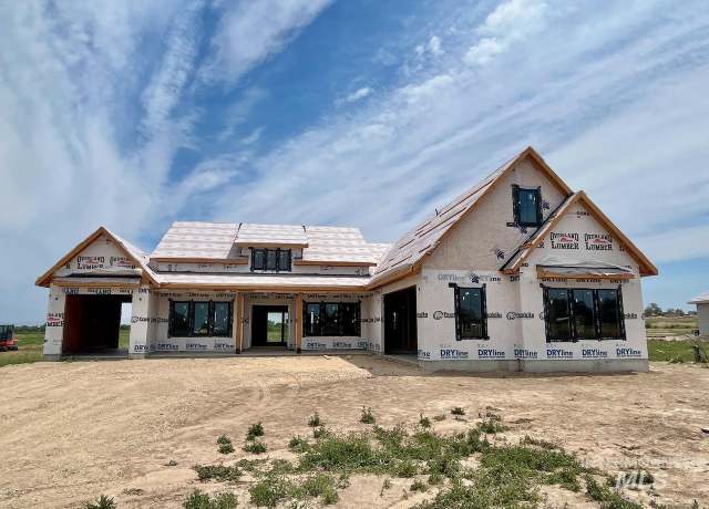 Property at 18658 Tranquil Pl, Caldwell, ID 83607, 4 beds, 2.5 baths