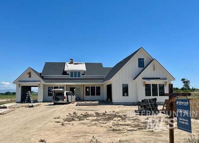 Property at 18658 Tranquil Pl, Caldwell, ID 83607, 4 beds, 2.5 baths