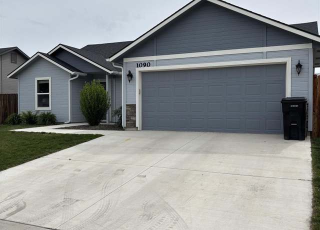 Property at 1090 W 10th St, Weiser, ID 83672, 4 beds, 2 baths