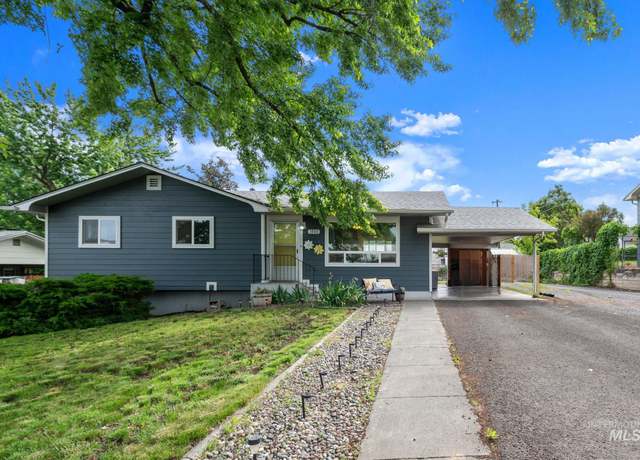 Property at 1713 12th St, Lewiston, ID 83501-6253, 5 beds, 2 baths
