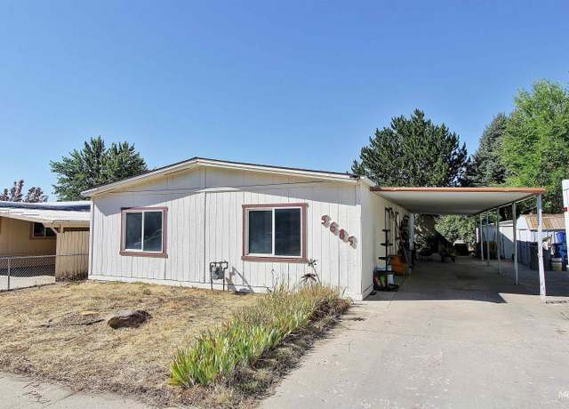 Property at 5685 E Woodcross Dr, Boise, ID 83716, 3 beds, 2 baths