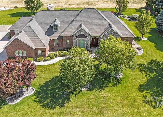 Property at 3411 Moonlight Dr, Kimberly, ID 83341, 5 beds, 3 baths