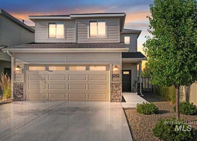 Property at 2252 E Tiger Lily Dr, Boise, ID 83716, 4 beds, 2.5 baths