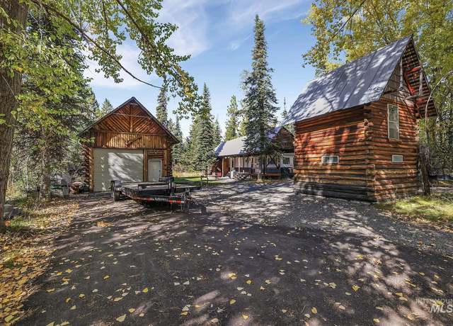 Property at 12845 Hereford Rd, Donnelly, ID 83615, 2 beds, 1 bath