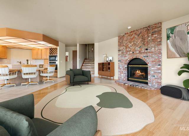 Property at 511 Crestline Circle Ct, Lewiston, ID 83501, 4 beds, 3.5 baths
