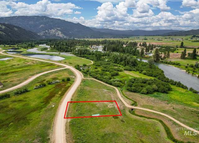 Property at LOT 3 BLK 11 Southfork Ln, Garden Valley, ID 83622