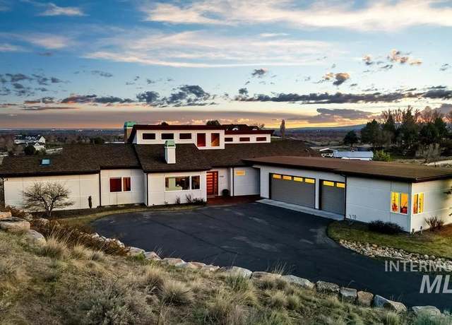 Property at 4336 N Star Vista Ln, Eagle, ID 83616-4540, 5 beds, 3.5 baths