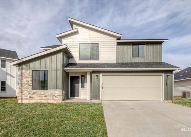 Property at 2803 N Eagle Meadow Ave, Kuna, ID 83634, 4 beds, 2.5 baths
