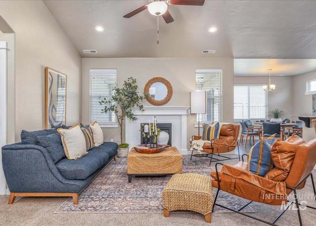 Property at 12488 W Azure St, Boise, ID 83713, 4 beds, 3 baths