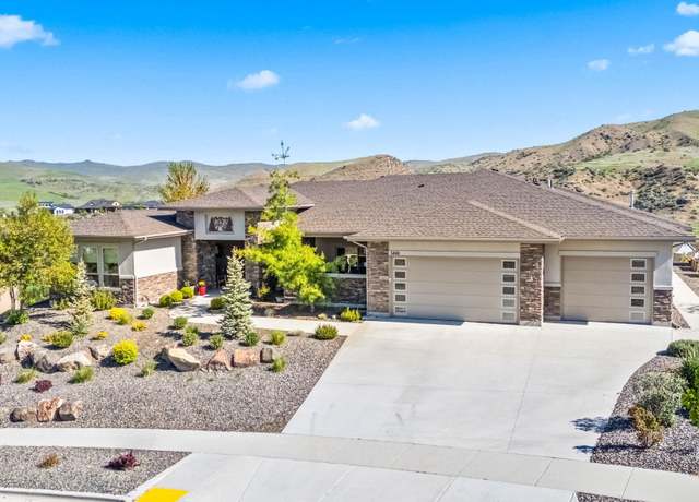 Property at 5444 W Parkridge Dr, Boise, ID 83714, 4 beds, 3.5 baths
