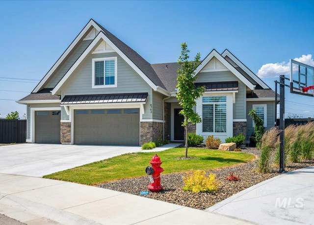 Property at 4742 W Fern Vista Ct, Meridian, ID 83646, 4 beds, 3 baths