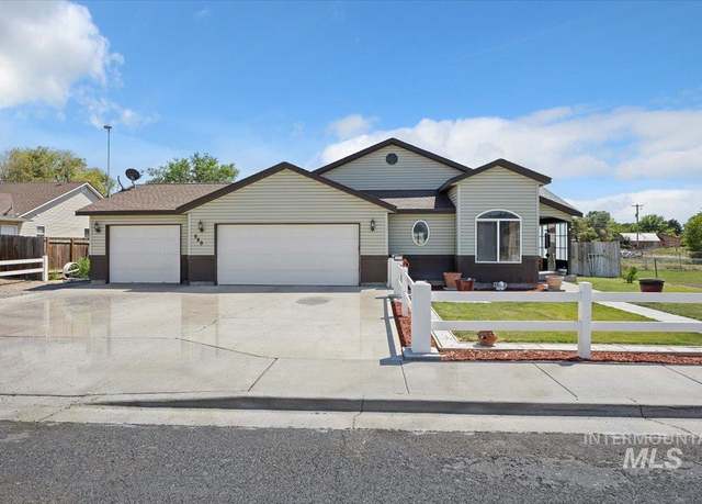 Property at 649 Old Farm Rd, Buhl, ID 83316, 3 beds, 2 baths
