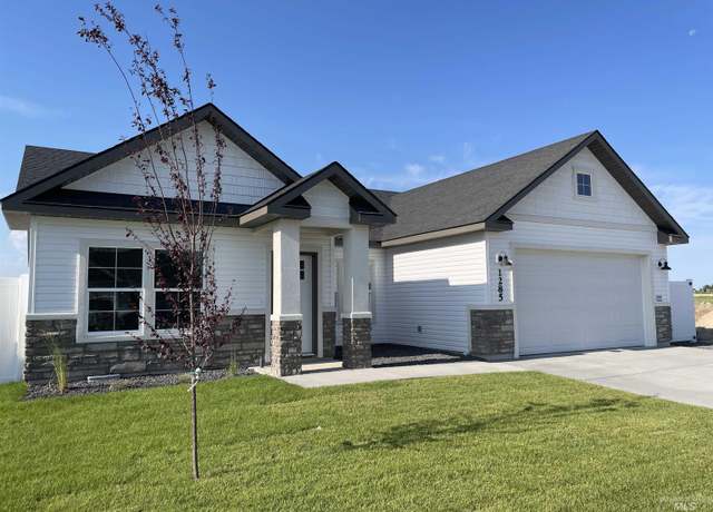 Property at 1285 Terra Ave, Twin Falls, ID 83301, 4 beds, 2 baths