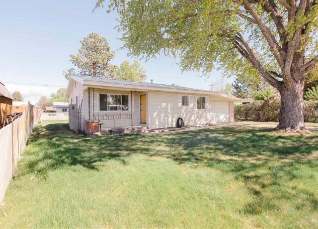 Property at 1220 N 3rd E, Mountain Home, ID 83647-1641, 4 beds, 2 baths