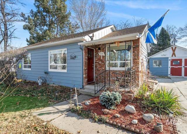Property at 216 S Beach St, Boise, ID 83705, 3 beds, 2 baths
