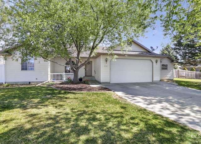 Property at 315 El Camino, Twin Falls, ID 83301, 4 beds, 2 baths