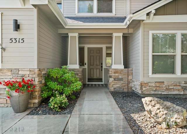 Property at 5315 N Red Hills Pl, Meridian, ID 83646, 4 beds, 3 baths