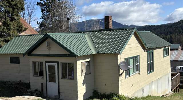 Photo of 207 S 2nd St, Elk River, ID 83827