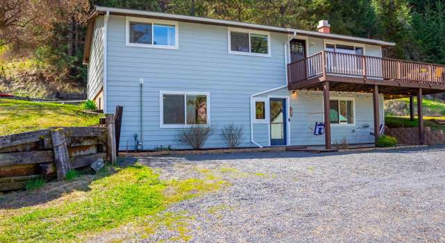 Photo of 701 Bentz St, Troy, ID 83871