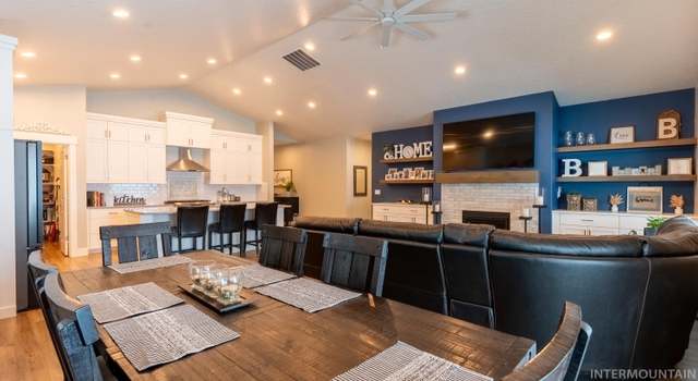 Photo of 2404 Day Dr, Fruitland, ID 83619