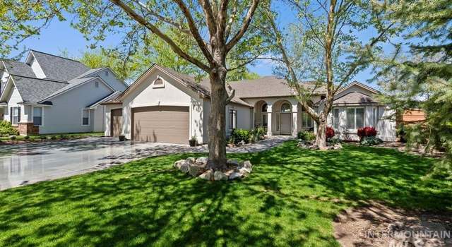Photo of 2638 E Green Canyon Dr, Meridian, ID 83642