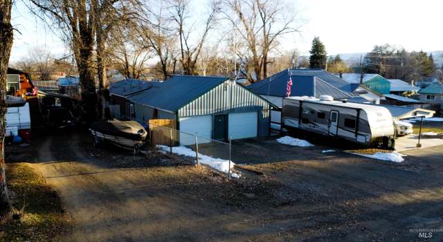 Photo of 40 S 1st St, Cambridge, ID 83610