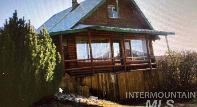 Photo of 10084 Timberrim Dr, Cascade, ID 83611