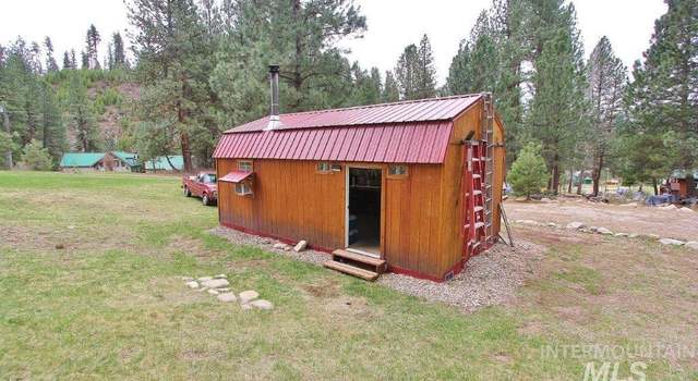 Photo of 28 Lewis Dr, Lowman, ID 83637
