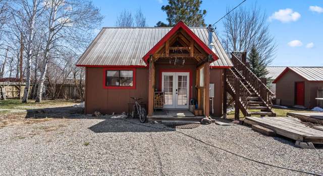 Photo of 301 E Garnet Ave, Fairfield, ID 83327