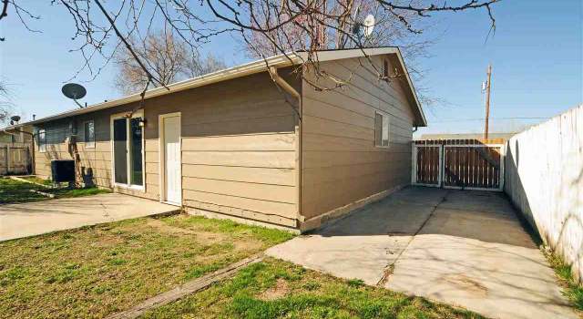 Photo of 906 N School Ave, Kuna, ID 83634