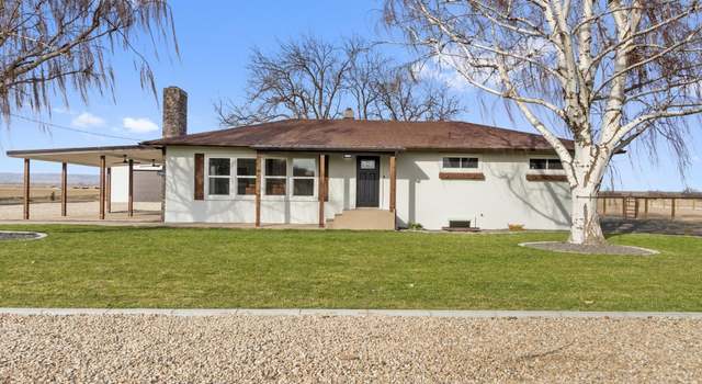 Photo of 23011 Allendale Rd, Wilder, ID 83676