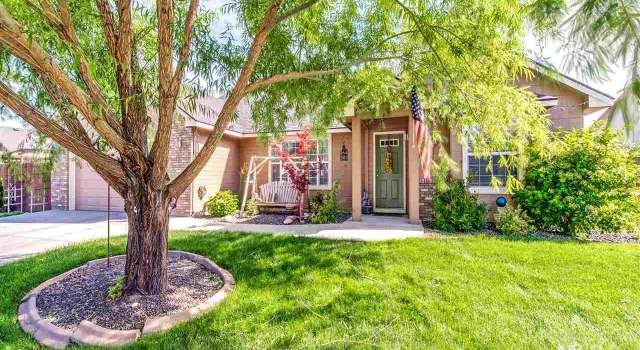 Photo of 658 E E  Ridgestone Dr, Kuna, ID 83634