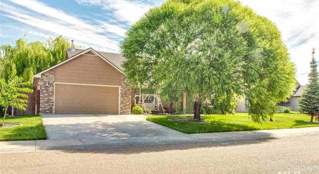 Photo of 658 E E  Ridgestone Dr, Kuna, ID 83634