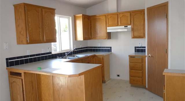 Photo of 915 E Hawaii Ave, Nampa, ID 83686