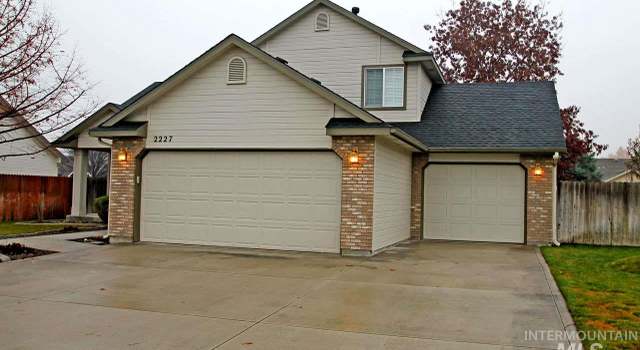 Photo of 2227 E E Harbour Grove Dr, Nampa, ID 83686-1237