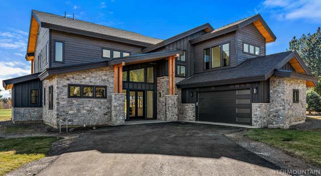 Photo of 19 Aspen Glade Ct, Donnelly, ID 83615