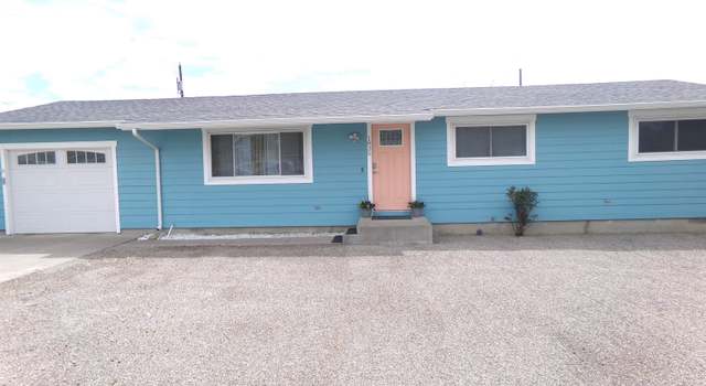 Photo of 1835 Lincoln St, Mountain Home, ID 83647